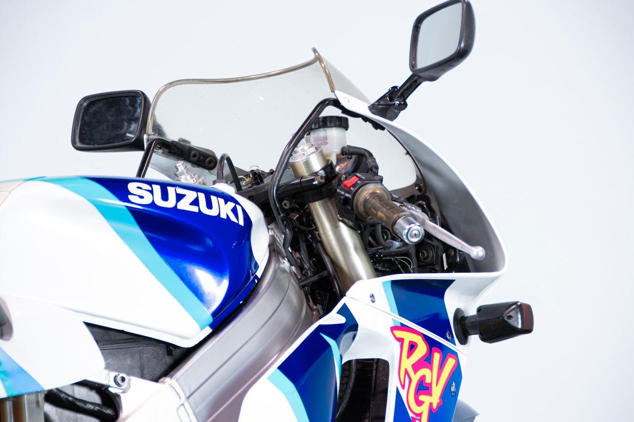 Suzuki RGV 250 GAMMA - 1992