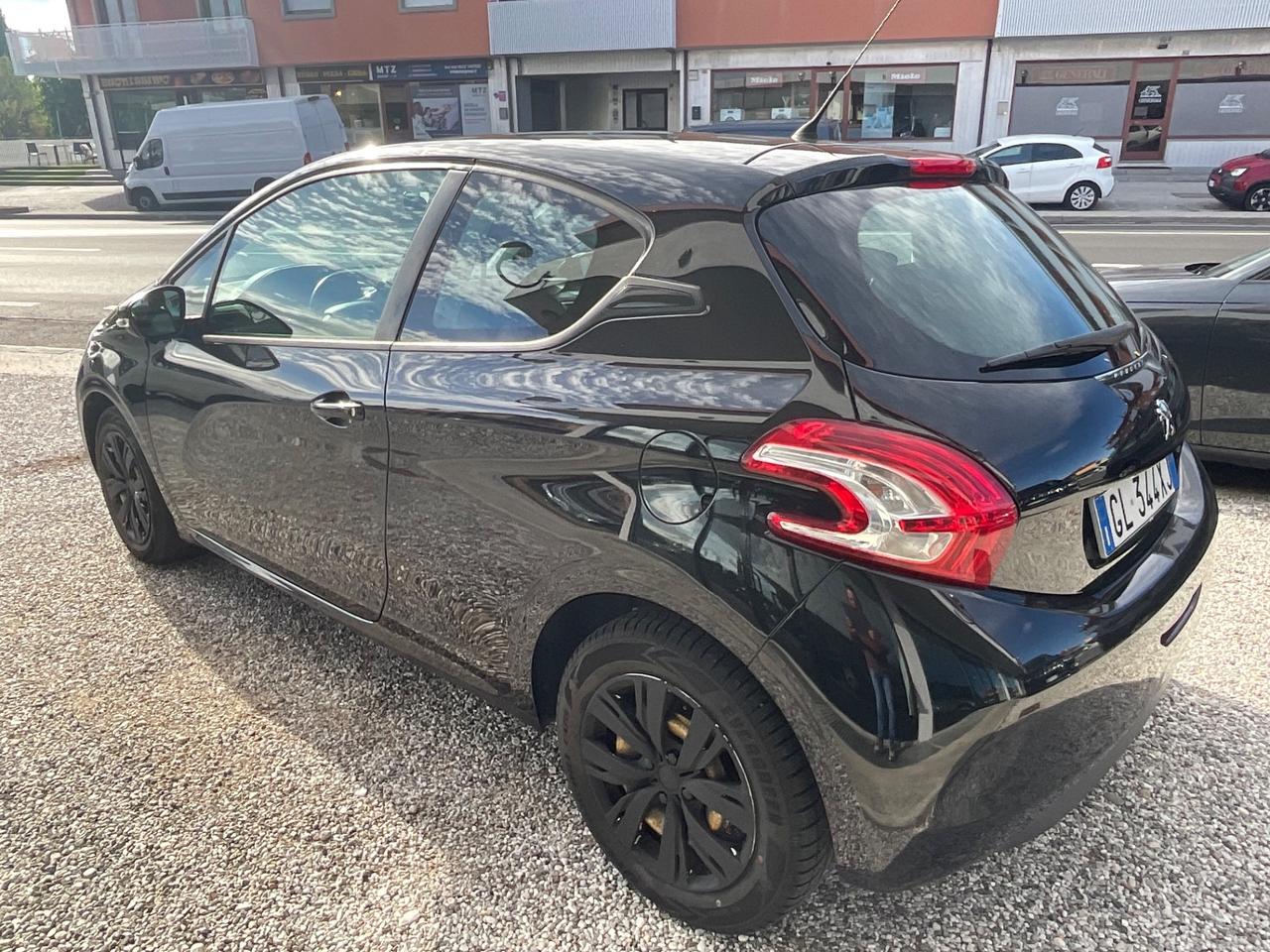 Peugeot 208 1.2 VTi 82 CV 3 porte Active