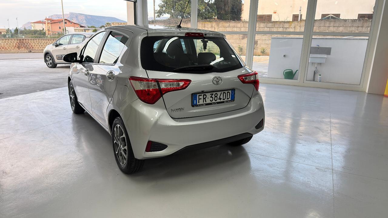 Toyota Yaris 1.0 5 porte Cool 69Cv.