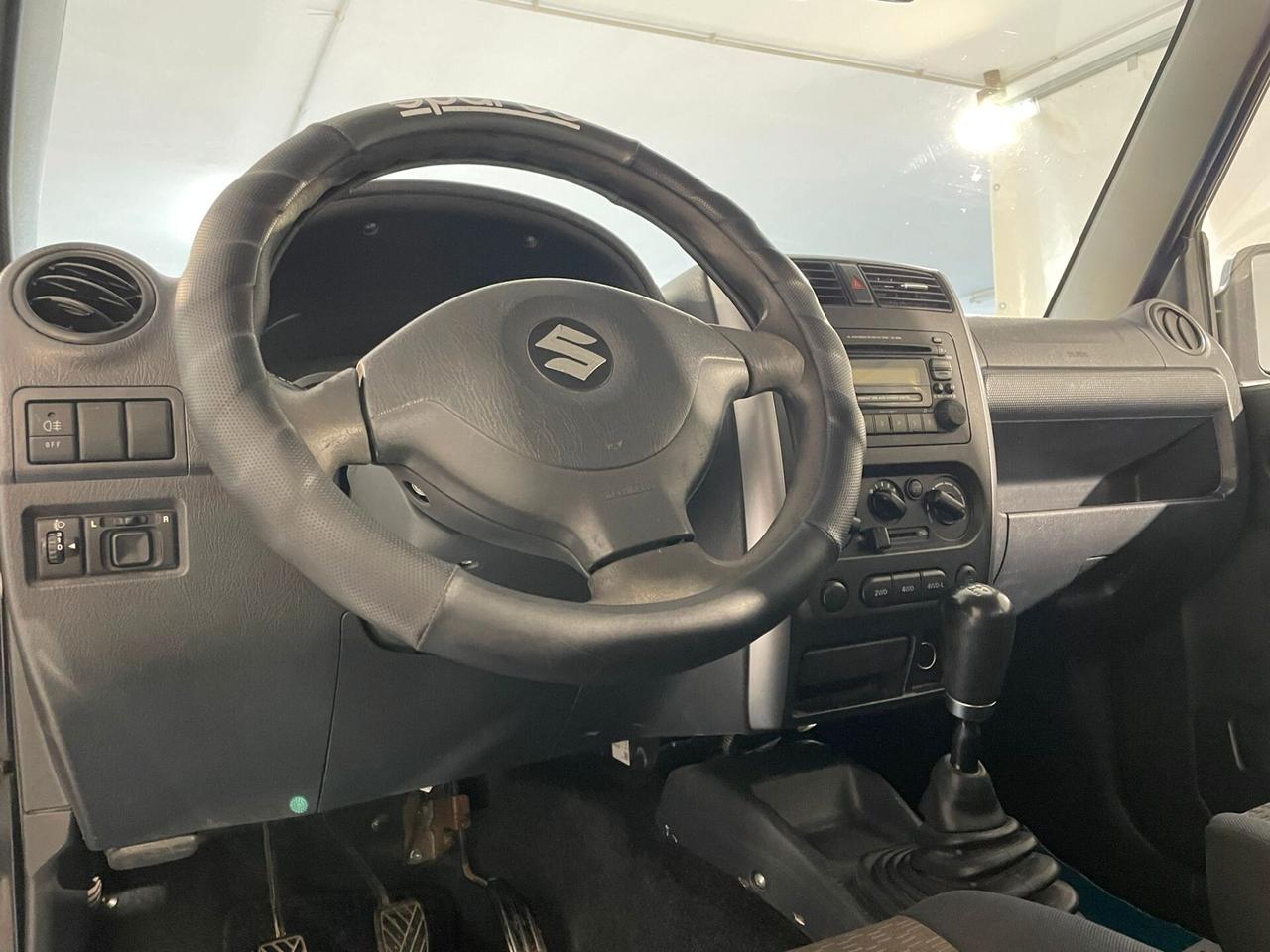 Suzuki Jimny 1.3i 16V cat 4WD JX