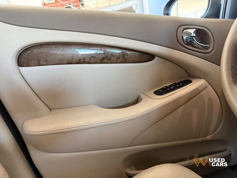Jaguar S-Type Jaguar S-type 2.5 V6 24v Cat