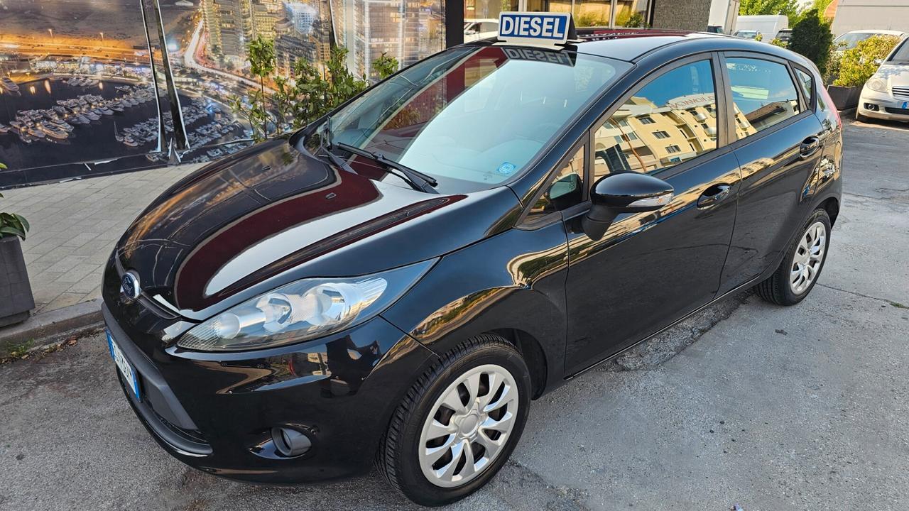 Ford Fiesta 1.4 TDCi 5p. Titanium