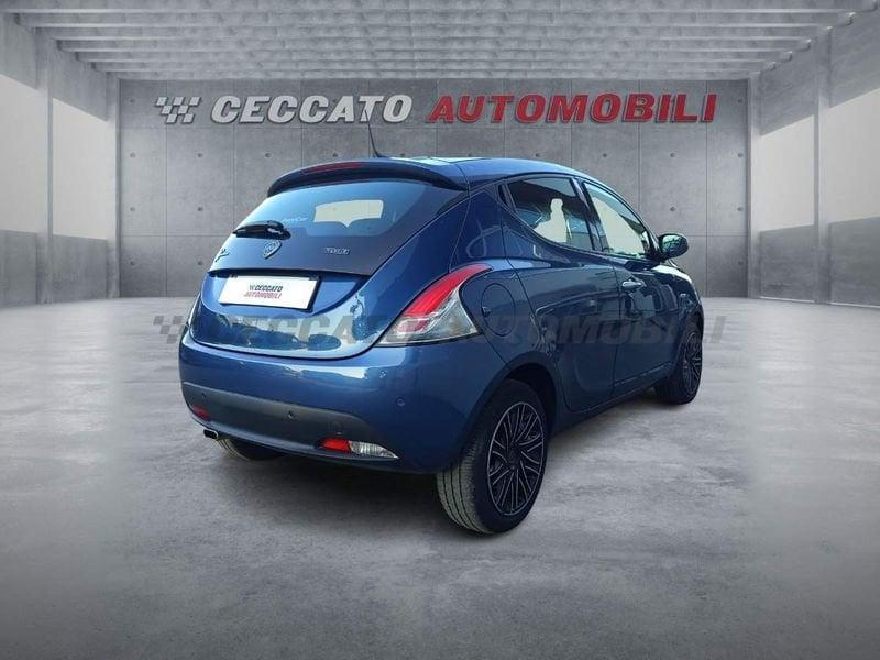 Lancia Ypsilon Ypsilon 1.0 firefly hybrid Gold s&s 70cv 5p.ti