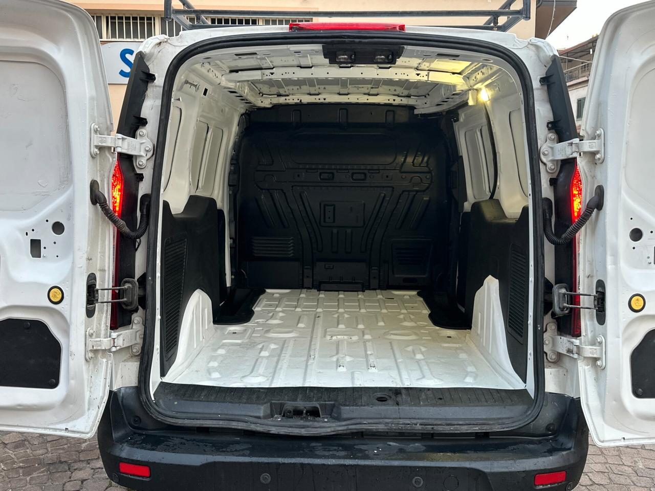 Ford Transit Connect 1.5 TDCi 120 CV PC 3 Posti