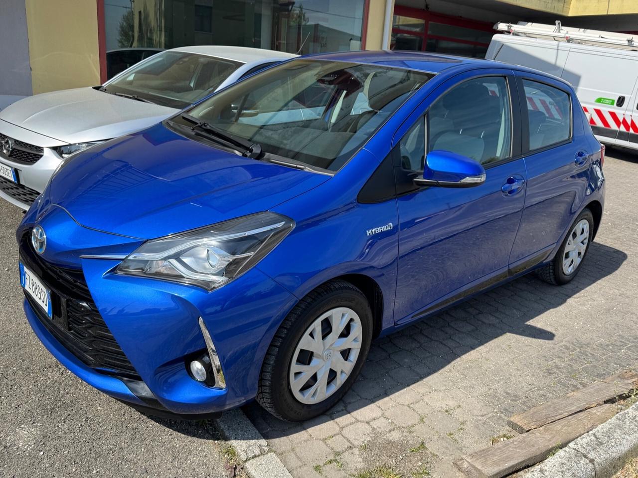 Toyota Yaris 1.5 Hybrid 5 porte Active