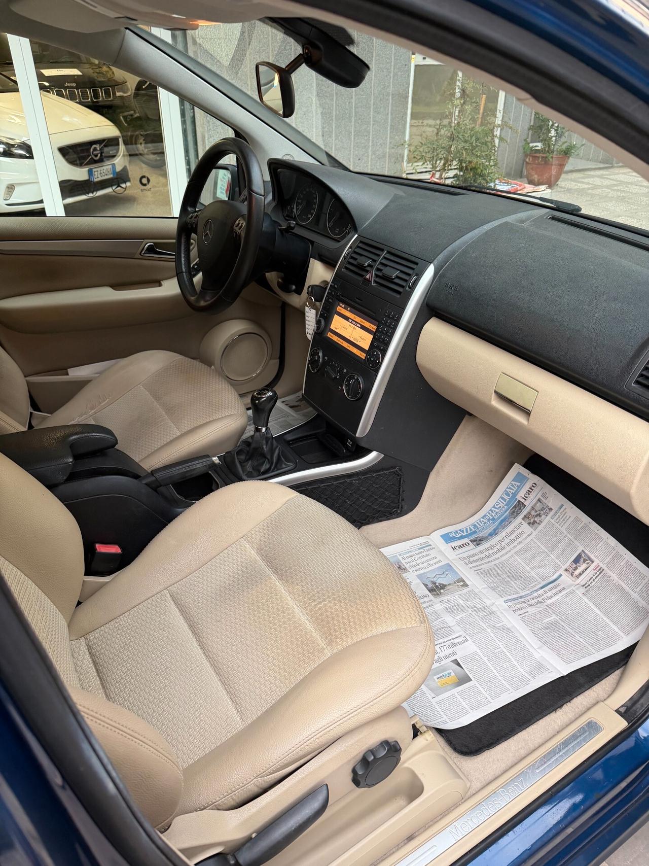 Mercedes-benz A 180 CDI Premium