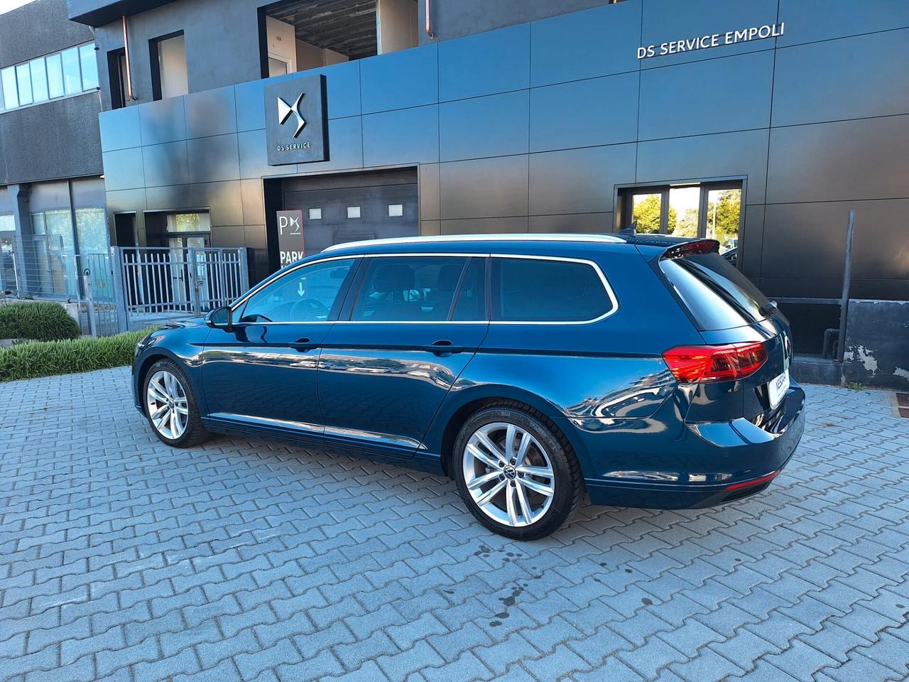 Volkswagen Passat Variant 2.0 TDI DSG Executive IVA ESPOSTA UNICO PROPRIETARIO