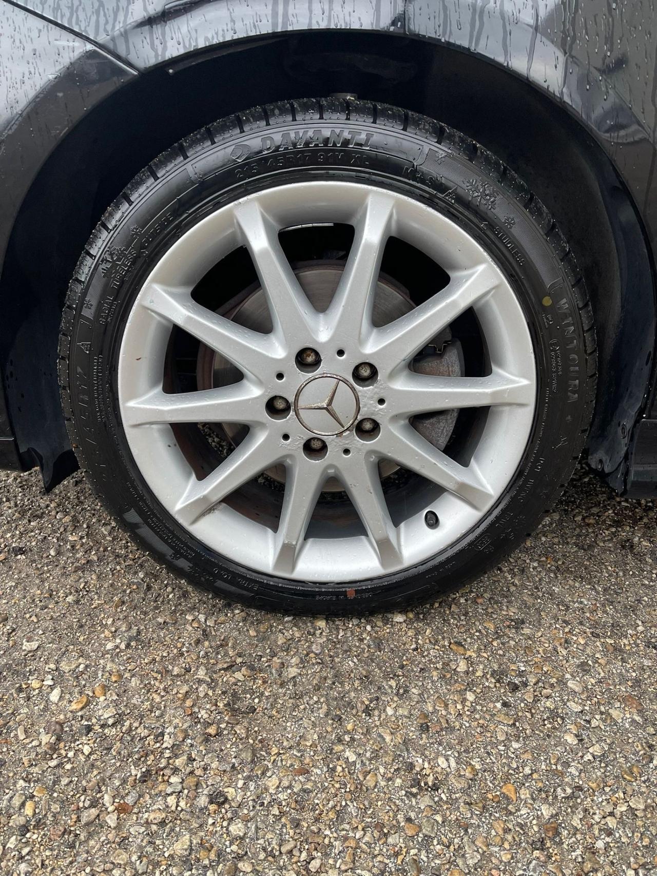 Mercedes B 180 - AUTOMATICA-NEOPATENTATI