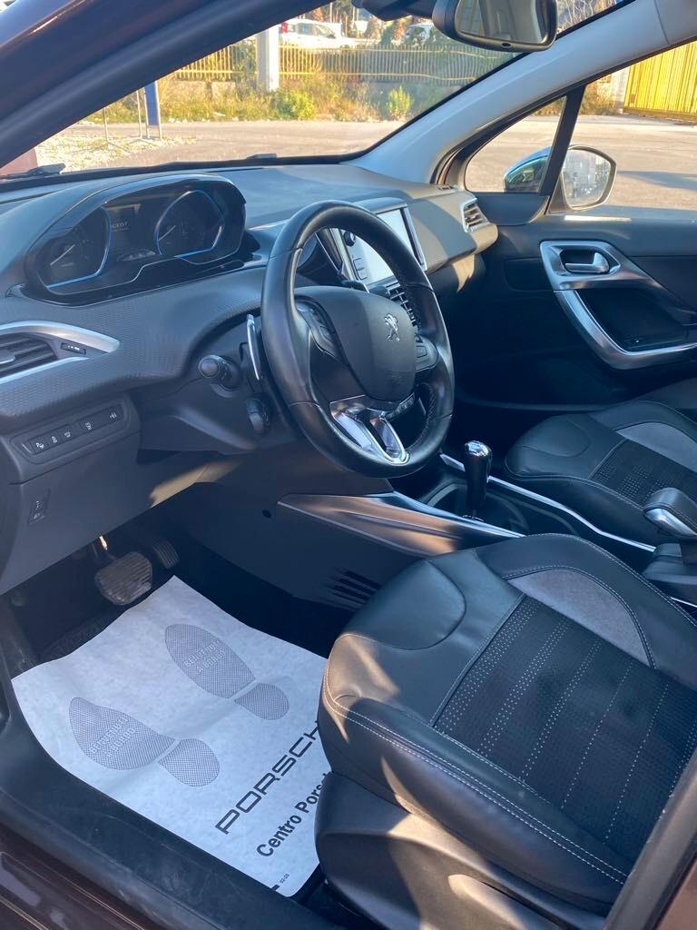 Peugeot 2008 PureTech 1.2 82 cv ETG5 S&S Allure