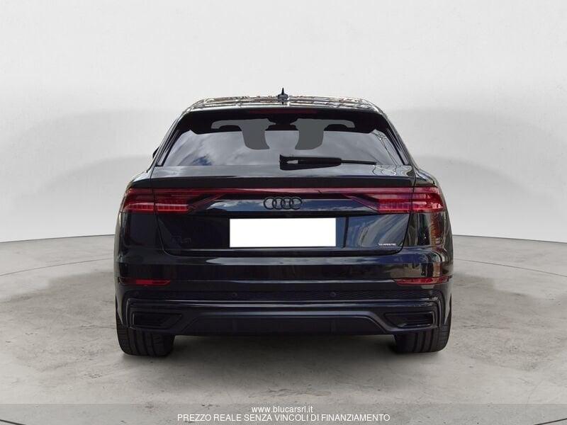Audi Q8 45 TDI quattro tiptronic Sport