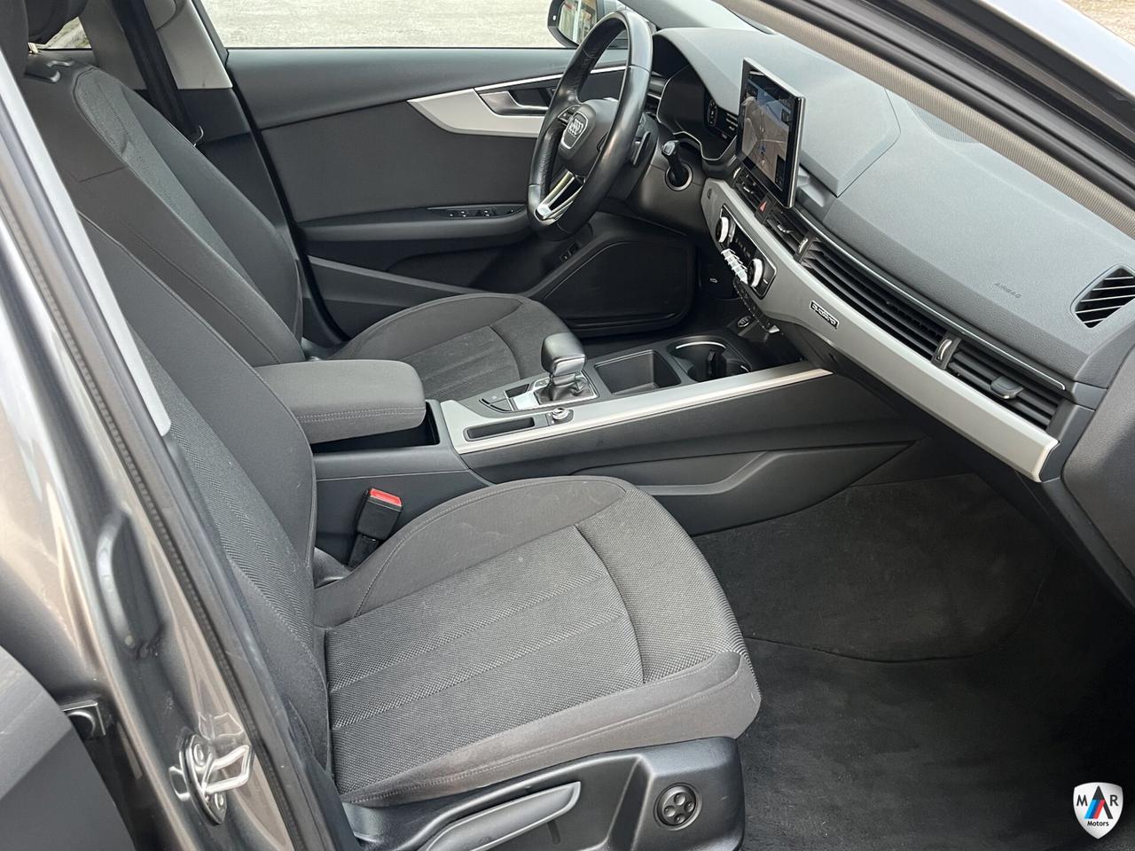 Audi A4 Avant 40 TDI quattro S tronic Business Advanced