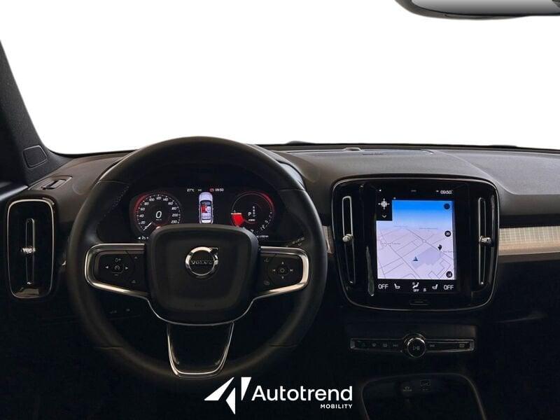 Volvo XC40 Recharge T4 129+82 CV Plug-In Hybrid Automatica Recharge Plus Dark