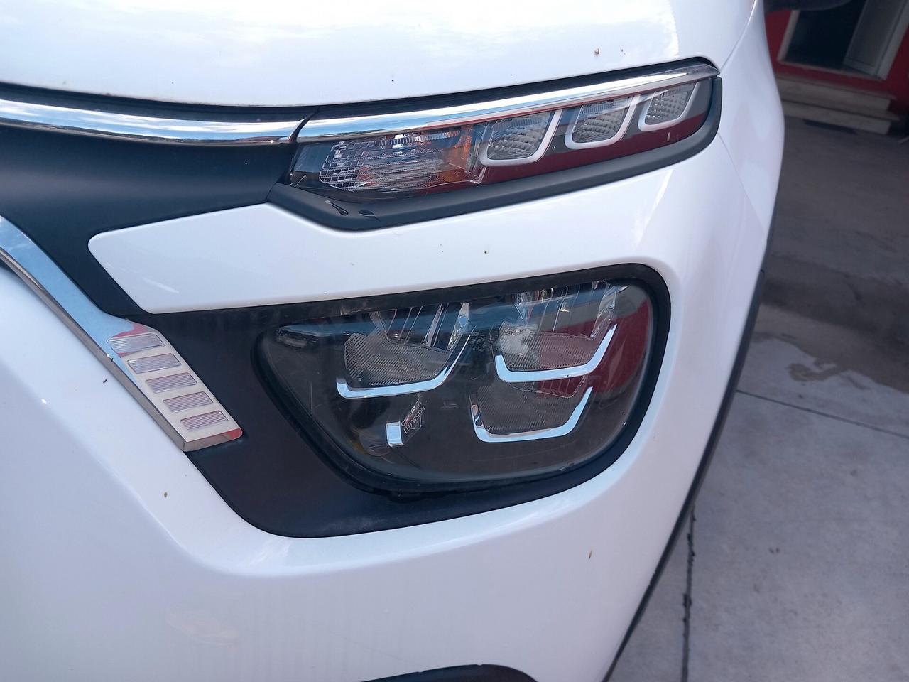 Citroen C3 PureTech 110 S&S EAT6 Shine Pack