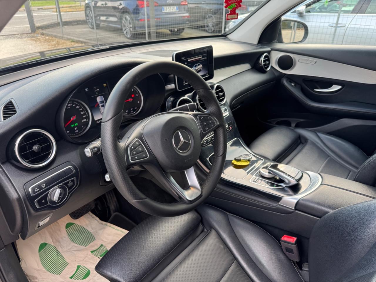 Mercedes-benz GLC 250 GLC 220 d 4Matic Sport Uniprop Euro6c