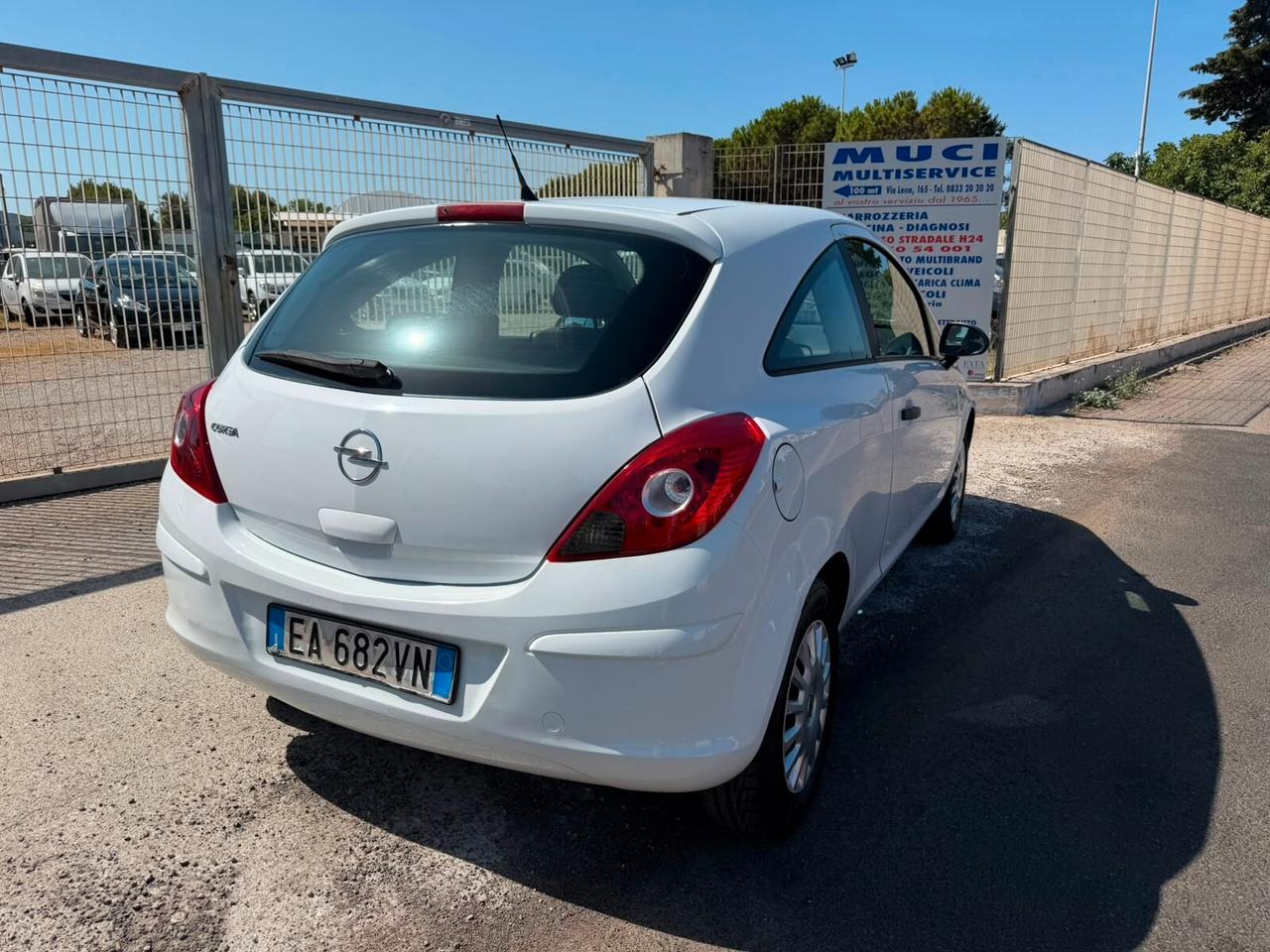 OPEL CORSA - 1.0 BENZ - 2010 - 3 PORTE