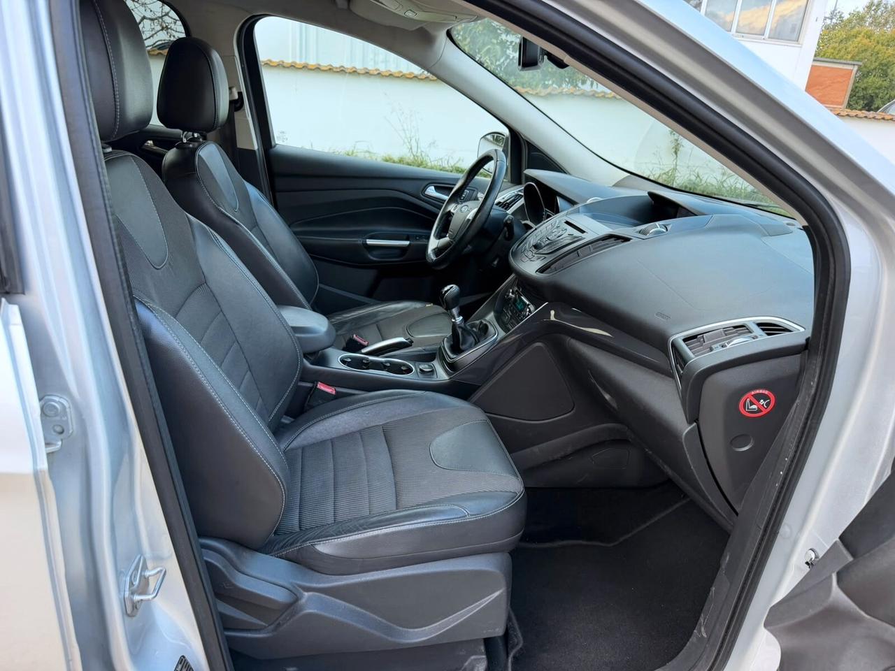 FORD KUGA 2.0 TDCI TITANIUM UNICO PROPRIETARIO