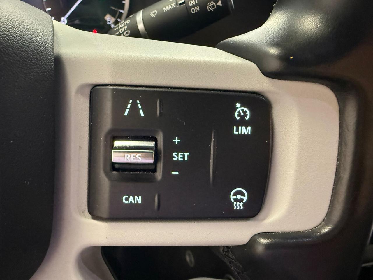 Land Rover Defender 110 3.0D I6 200 CV AWD Auto X-Dynamic S