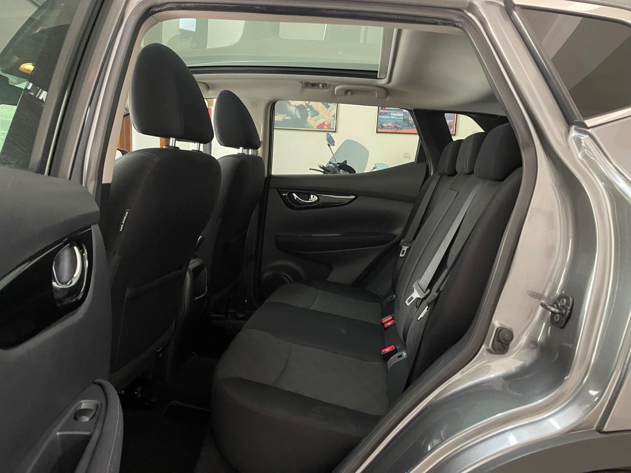 Nissan Qashqai 1.5 DCI 110 CV Tekna CAMERA 360º