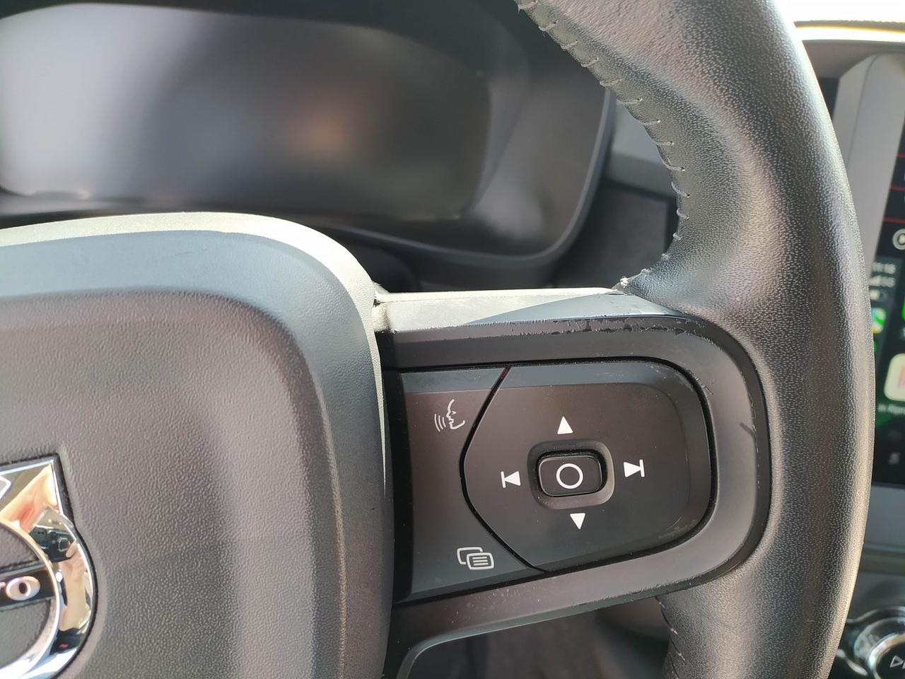 Volvo XC40 Momentum D3 #6463