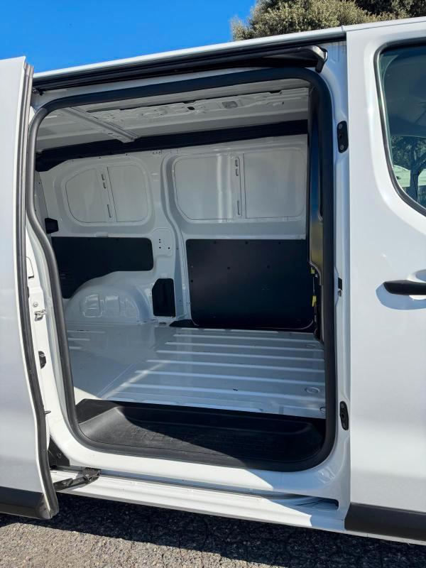 OPEL Vivaro L2H1 1.5d 120cv Essentia S&S mt6