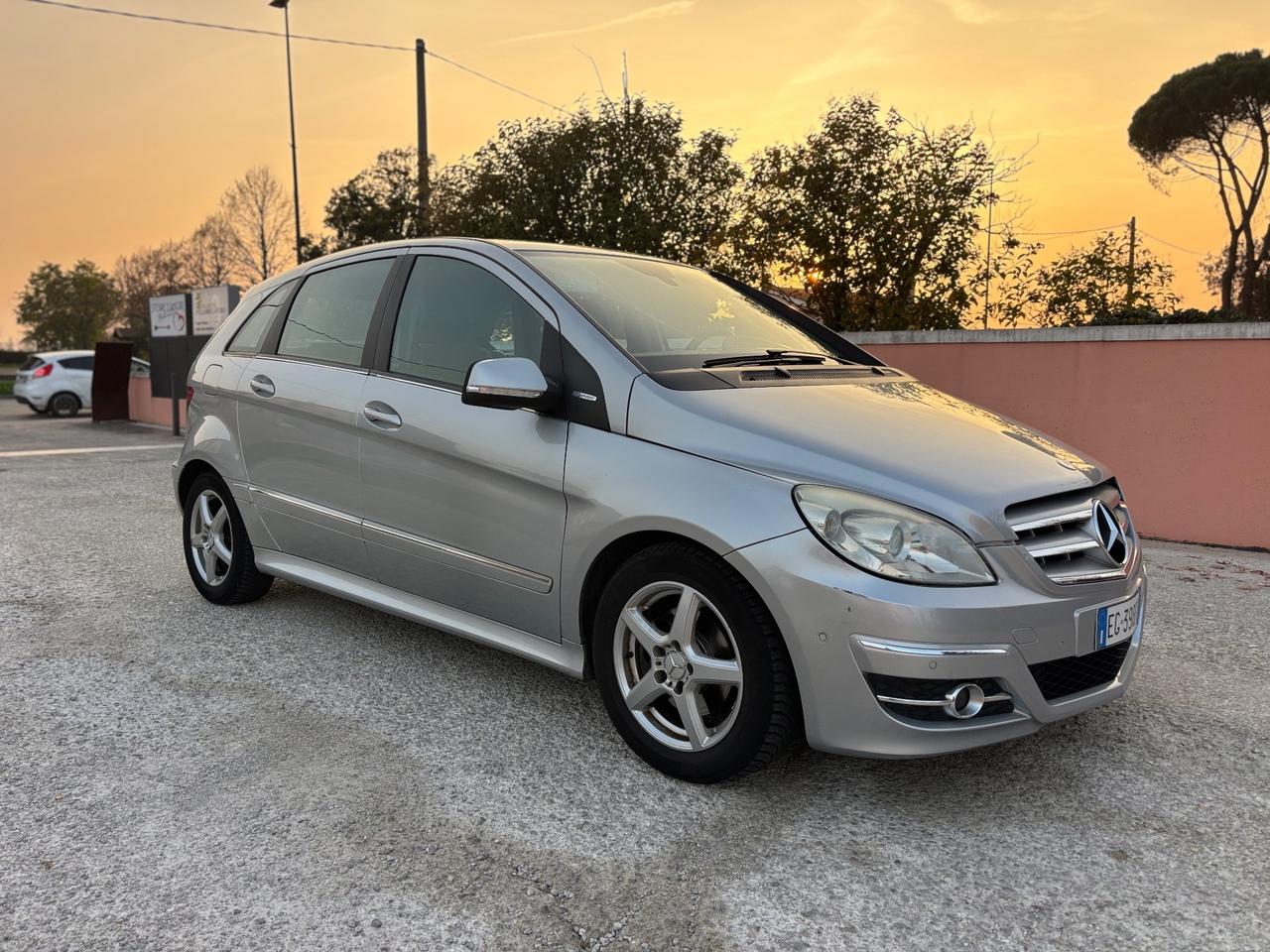 Mercedes-benz B 180 CDI Premium