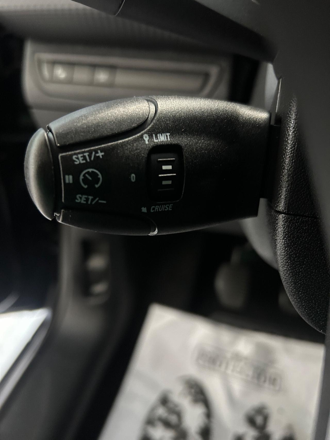 Peugeot 2008 1.6 BlueHDi 88KW ALLURE 86000 km