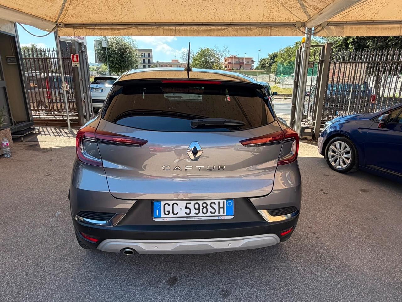 Renault Captur Blue dCi 115 CV EDC Initiale Paris