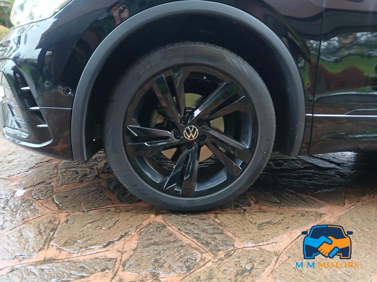 Volkswagen Tiguan 2.0 tdi R-Line 150cv dsg