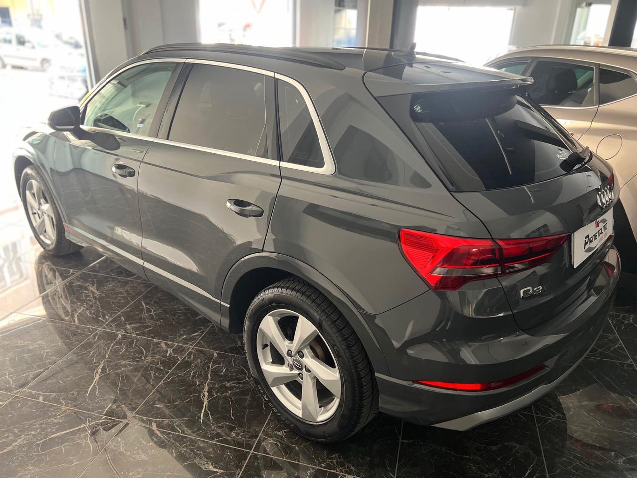 Audi Q3 35 2.0 tdi 150cv Business s-tronic LED/NAVI/18;