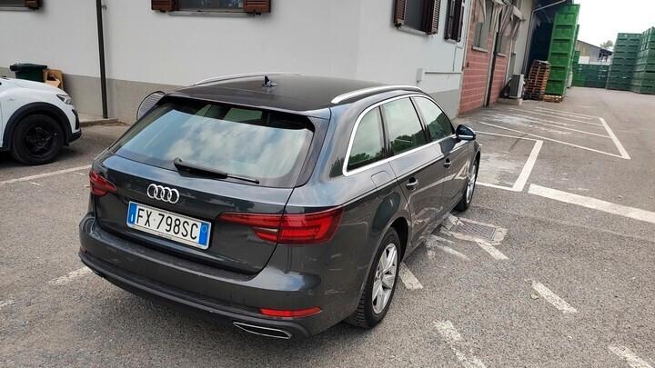 Audi A4 Avant 35 TDI S tronic