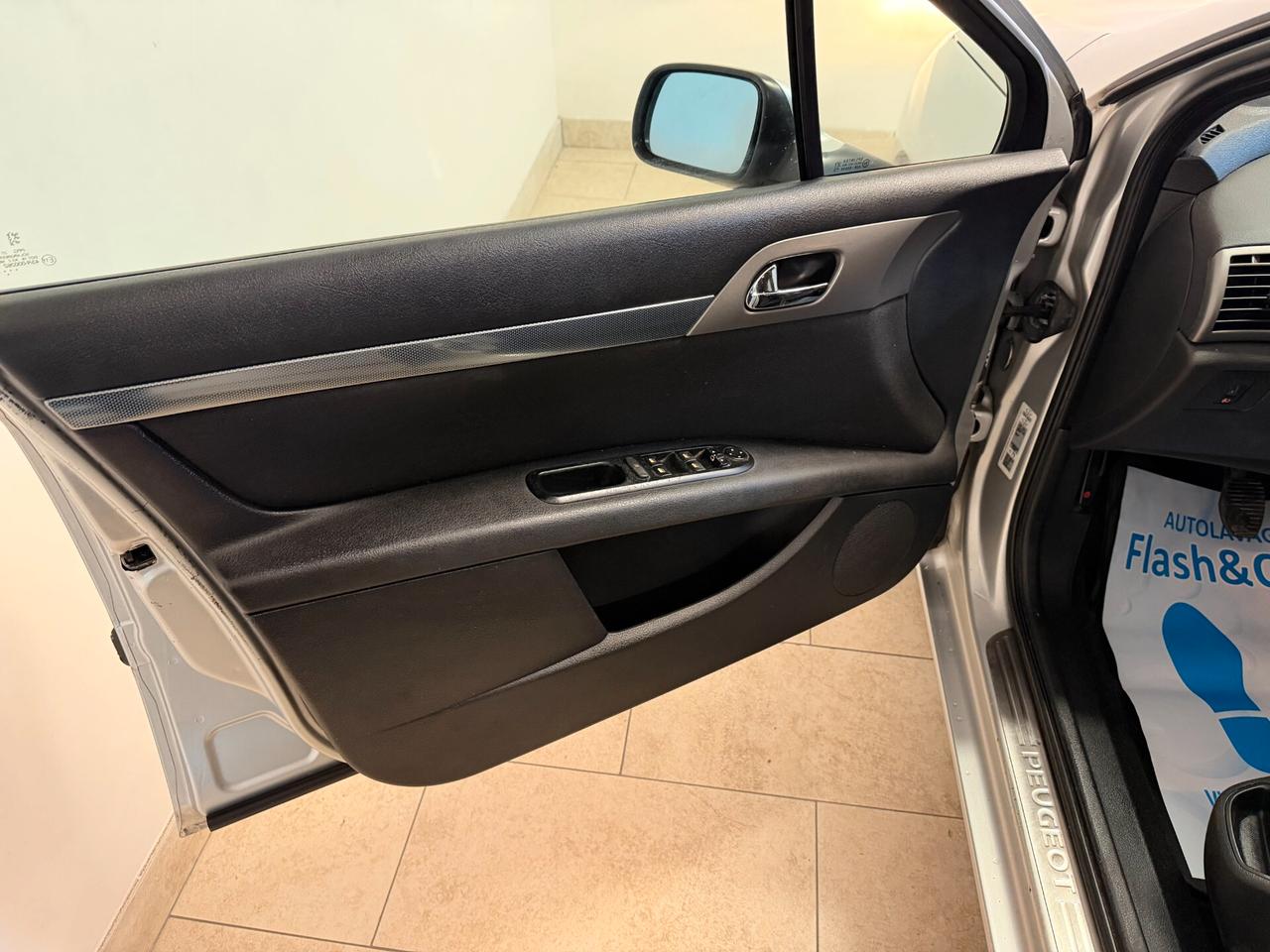 Peugeot 407 2.0 136 CV HDi FULL Executive 108.000 KM! TAGLIAND NEOPATENTATI