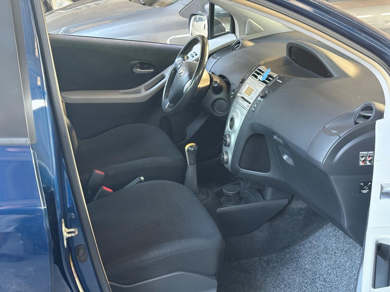 Toyota Yaris 1.3 5 porte Sol