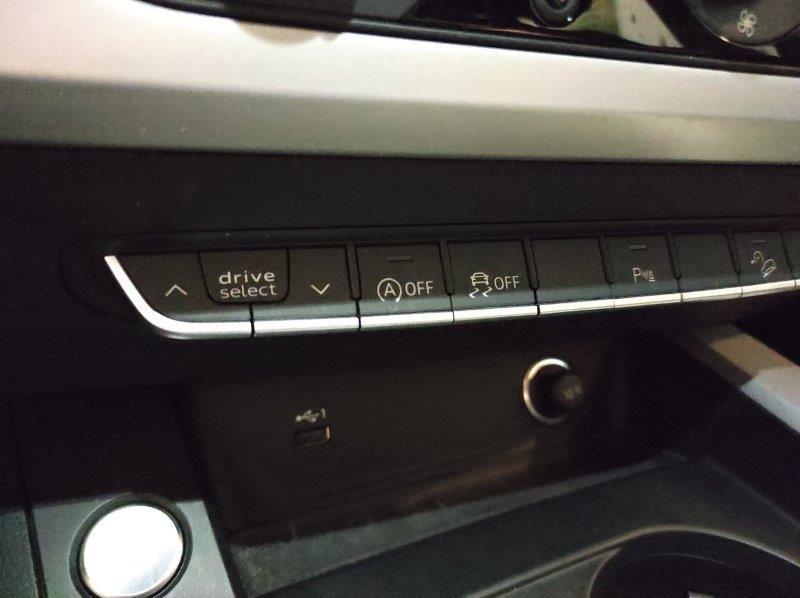 AUDI A4 allroad 2ª serie - A4 allroad 40 TDI 204 CV S tronic Business