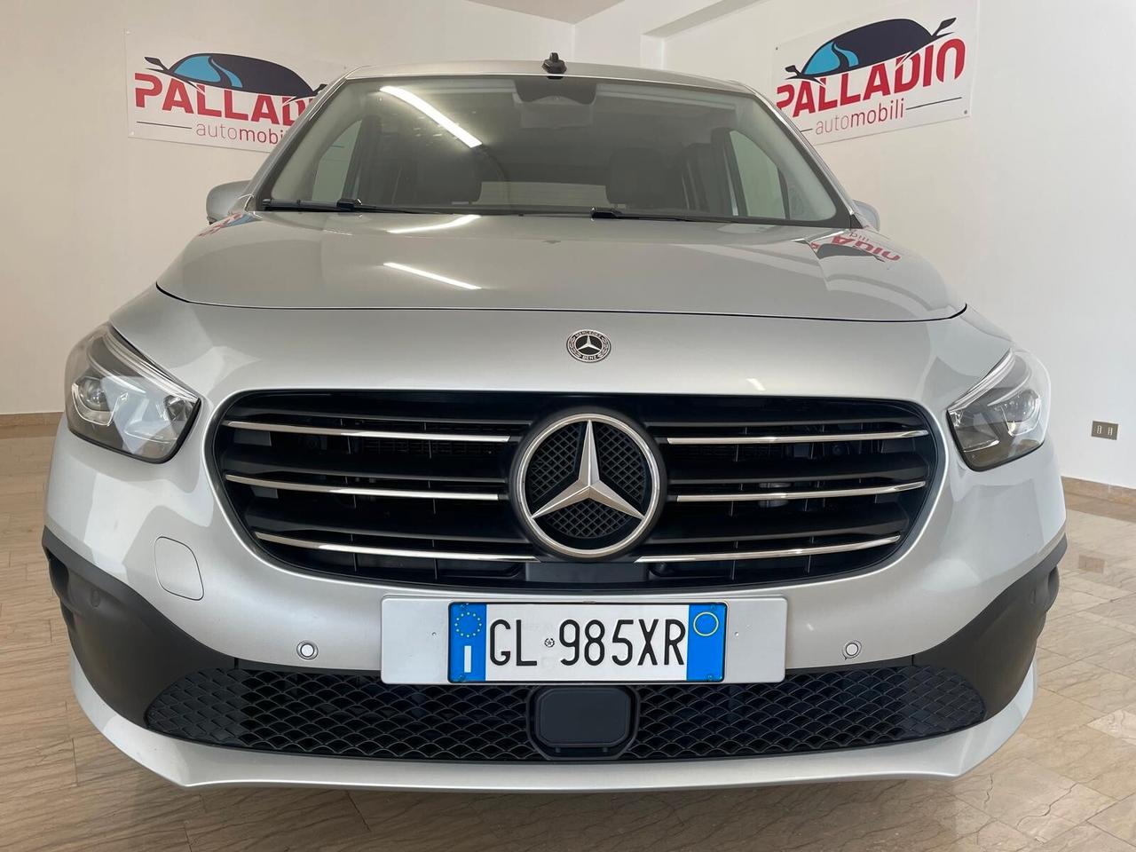 MERCEDES-BENZ CLASSE T 180 d PREMIUM AUTOMATICA – FULL OPTIONAL