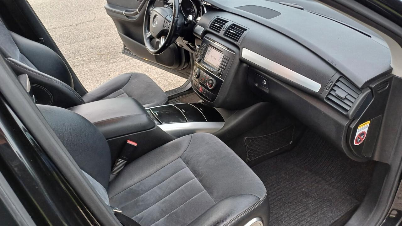 Mercedes-benz R 320 R 320 4 matic premium 7 posti