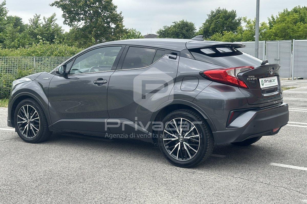 TOYOTA C-HR 1.8 Hybrid E-CVT Trend