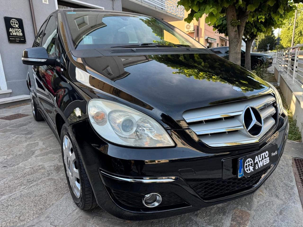 MB CLASSE B 170 180 NGT BlueEFFICIENCY CHROME