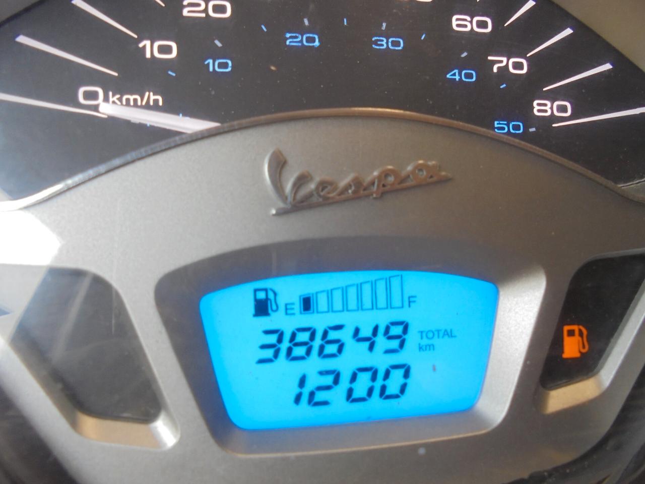 Vespa Primavera 50 MOTORE 2 TEMPI EURO