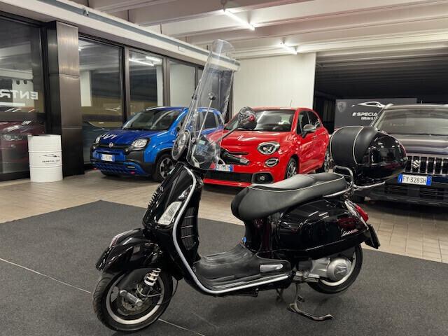 Piaggio Vespa 300 GTS Super i.e. 10.000KM