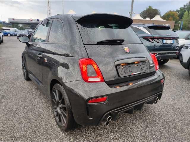 Abarth 695 - 695 1.4 t-jet 180cv auto