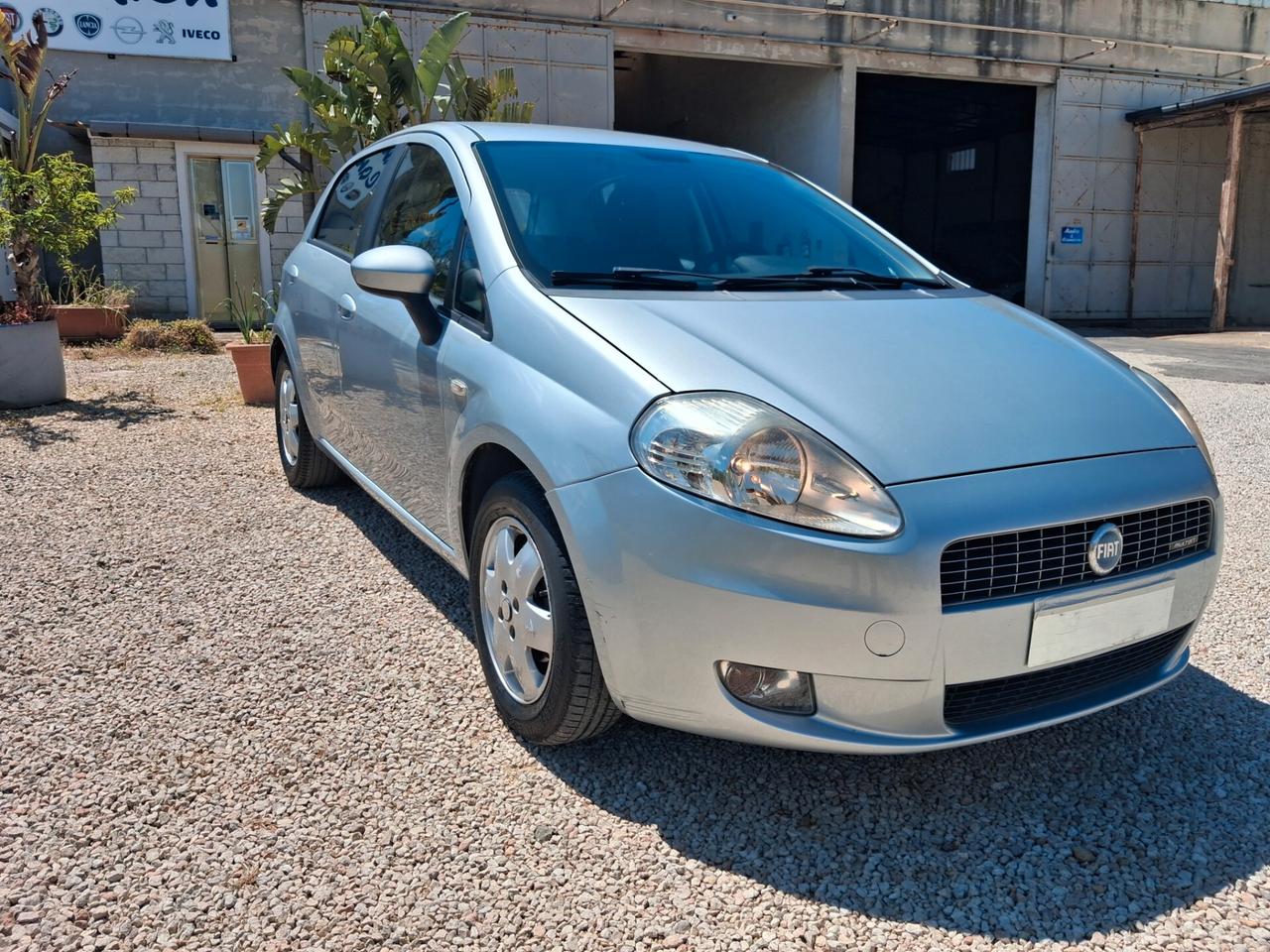 Fiat Grande Punto 1.3 MJT 75 CV 5 porte Dynamic