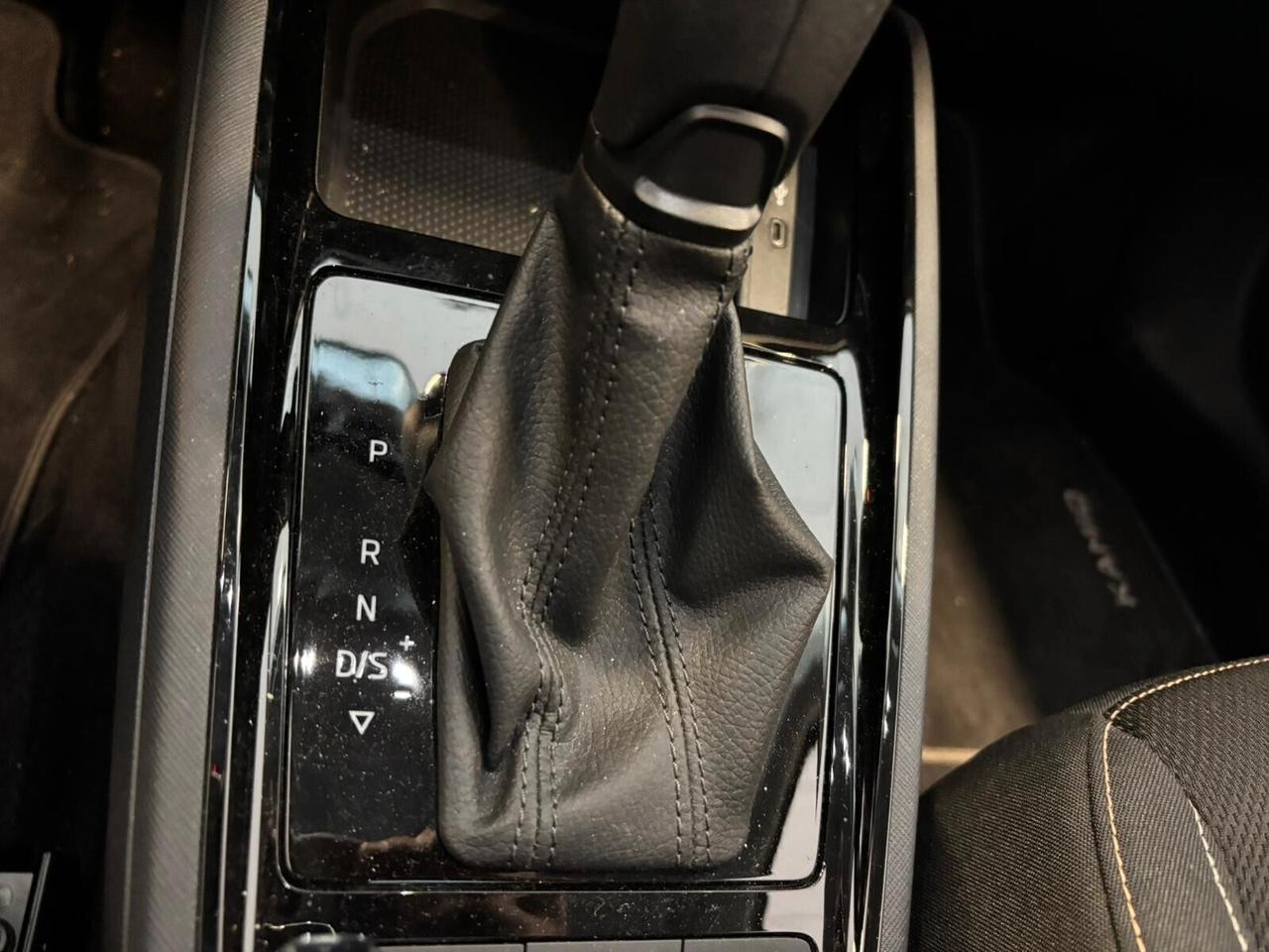 Skoda Kamiq SCOUTLINE 1.6 TDI SCR DSG 33000 KM