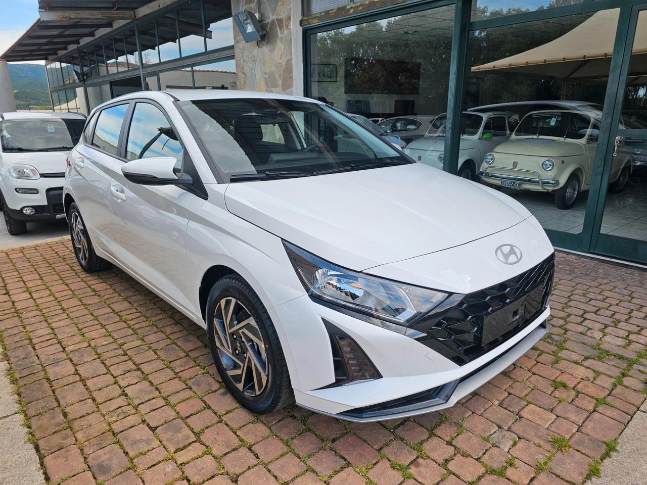 Hyundai i20 1.2 MPI MT Connectline