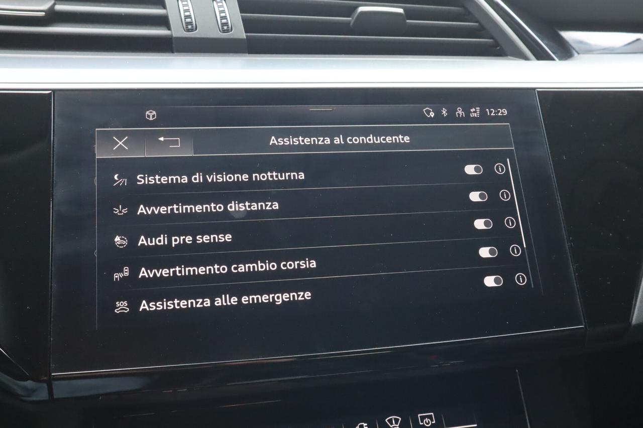 E Tron 55 408CV QUATTRO 360° HUD MATRIX 21"