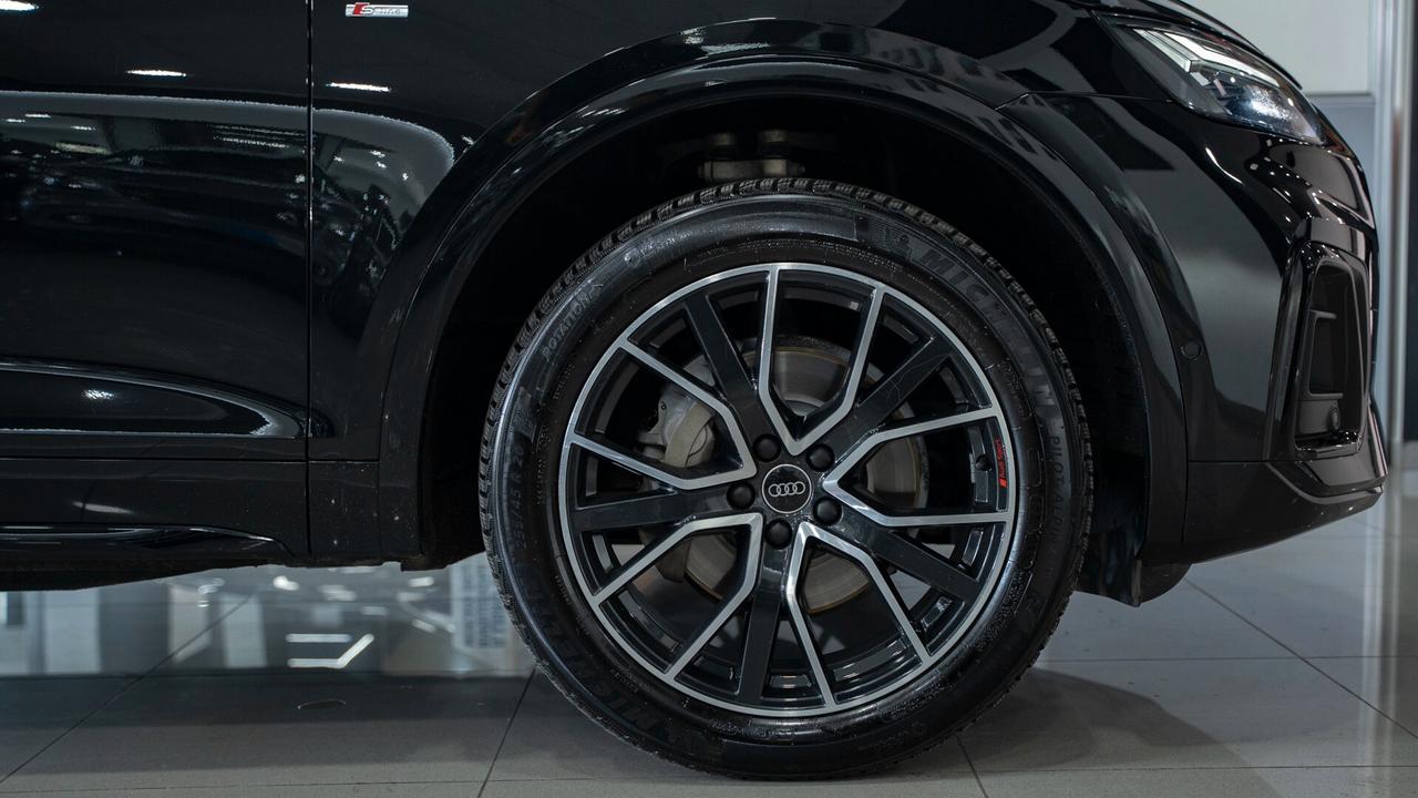 Audi Q5 40 2.0 TDI MHEV 20" S LINE CAMERA 360° PELLE XENO NAVI FULL OPTIONAL