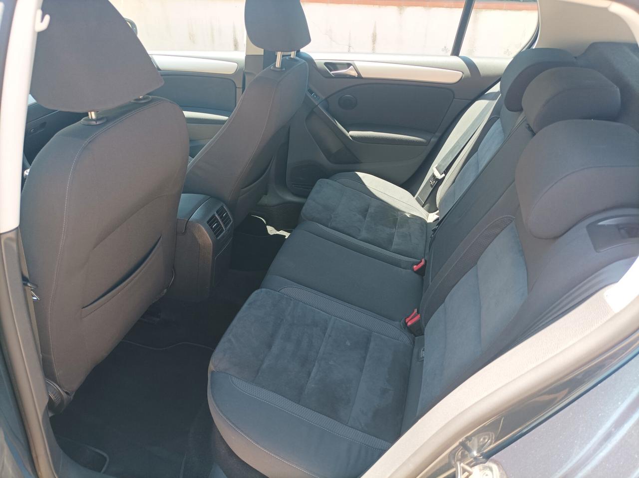 Volkswagen Golf 1.6 TDI DPF 5p. Highline