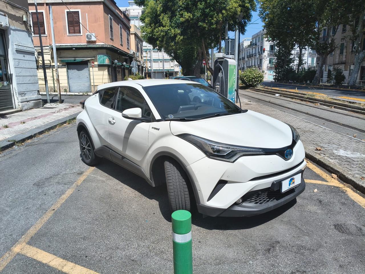 Toyota C-HR 1.8 Hybrid E-CVT Lounge