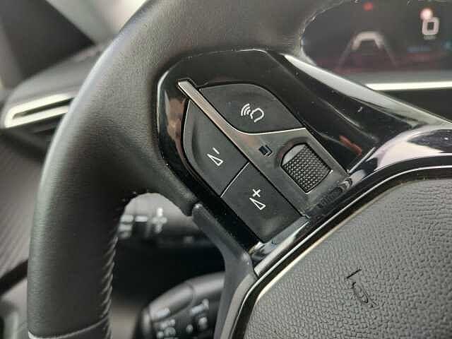 Peugeot 2008 BlueHDi 110 S&S Allure Pack