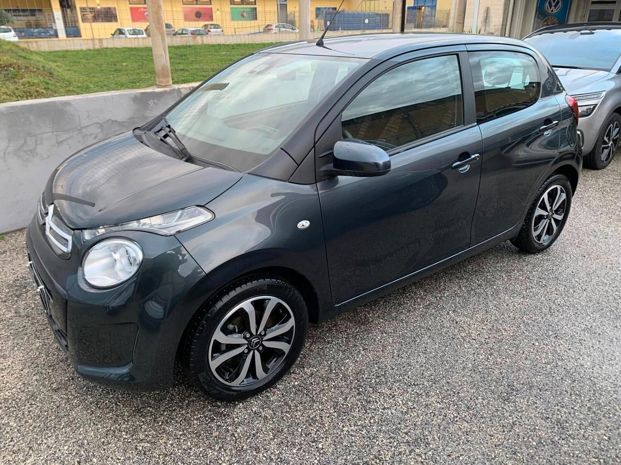 Citroen C1 VTi 72 S&S 5 porte Shine