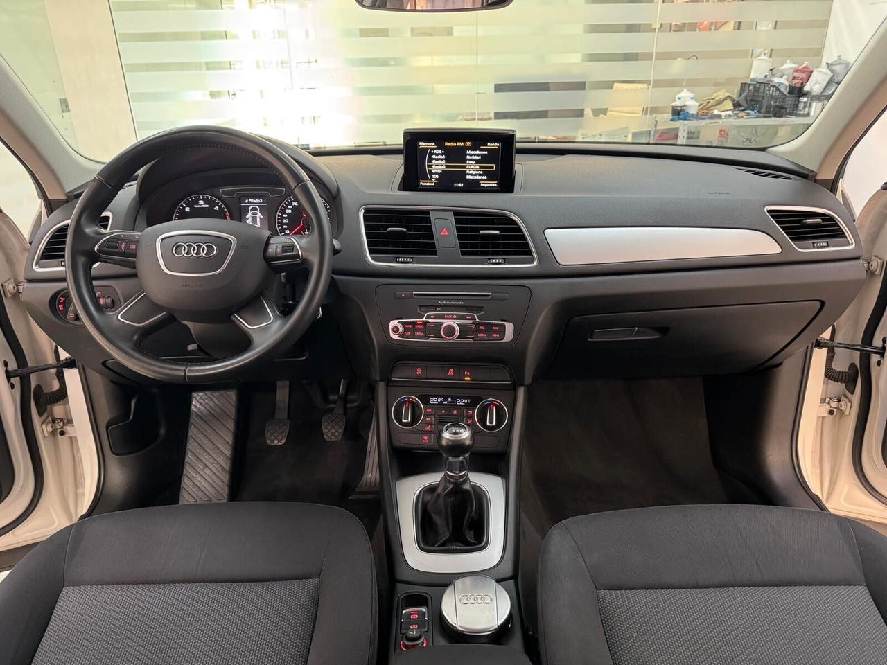 Audi Q3 2.0 TDI 120 CV Business 2015